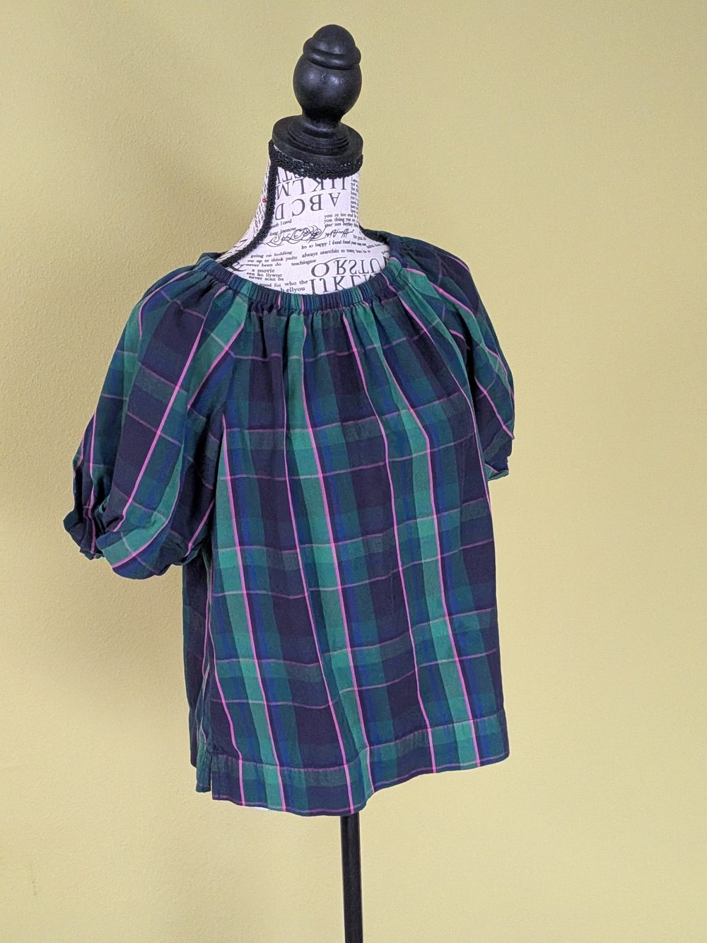 Plaid Puff-Sleeve Peasant Top in Green and Navy
